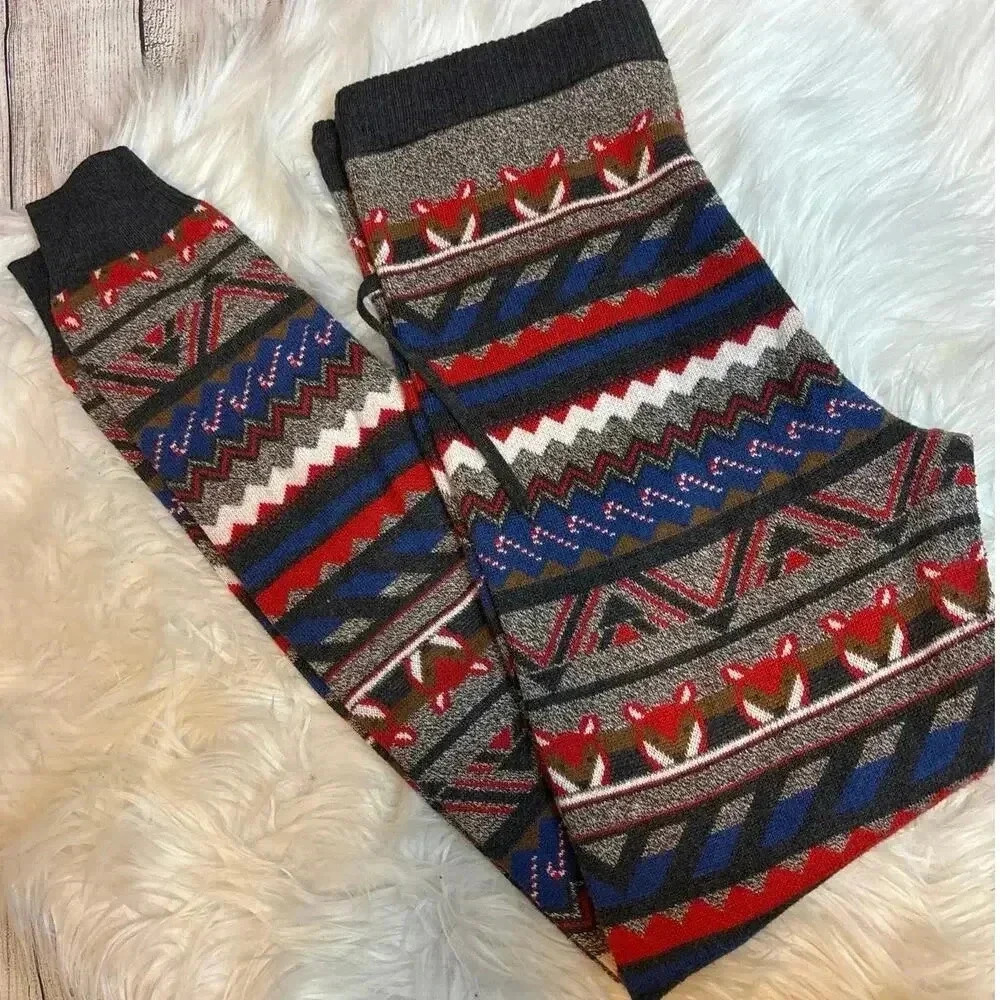 AE Ahh-mazingly Soft Aztec Fox CandyCane Lounge Pajama Pants Women's Size M